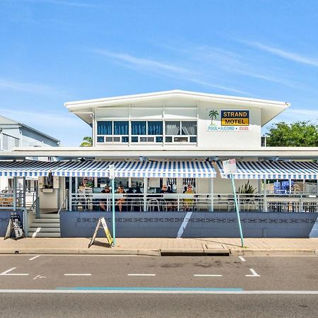 Strand Motel 타운즈빌 외부 사진